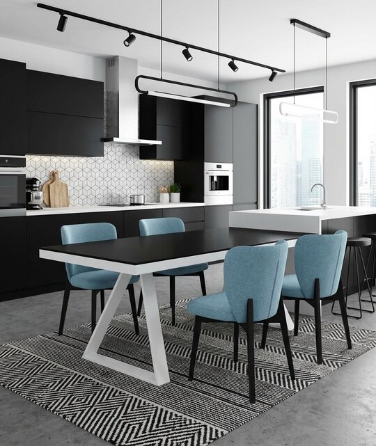 Drevená stolička LIDIA