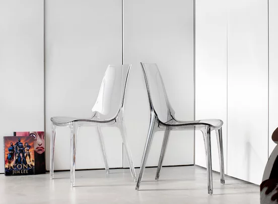 Plastová stolička VANITY Plastová stolička VANITY