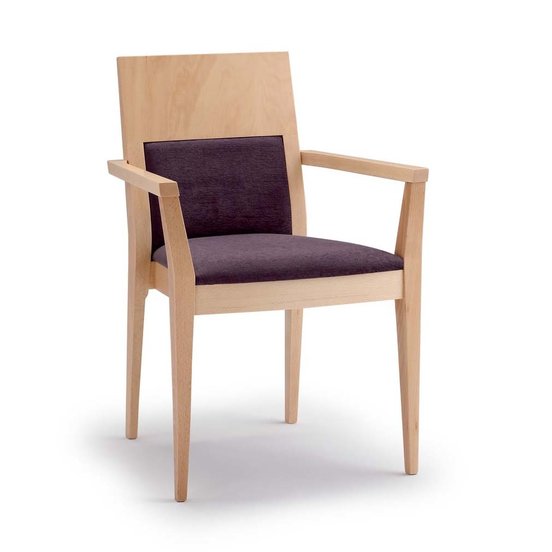 Stohovateľná stolička NS FUSION 210